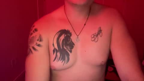 LatinoLustxx online show from November 6, 12:46 am