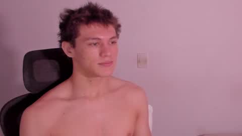 Laureent online show from April 3, 10:34 am