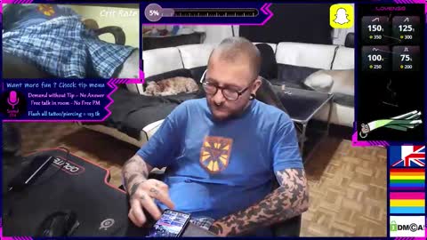 Leek online show from December 3, 6:47 pm