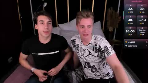 Snapshot of lawrence_miles chatting on October 19, 8:45 pm Lawrence online show from October 19, 8:45 pm