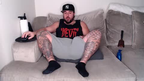 layzebigballs online show from February 18, 12:04 am