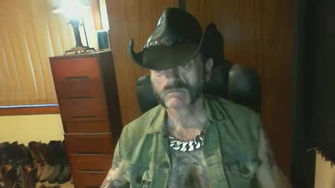 leathergreaser online show from March 8, 7:56 am