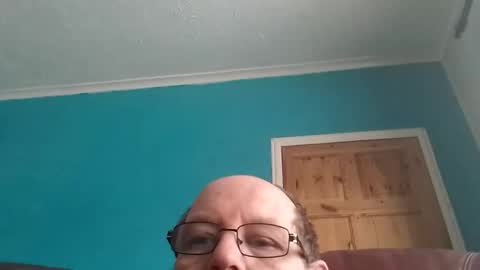 leatherpants68 online show from April 14, 1:54 pm