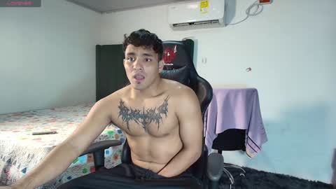  Lei  online show from January 13, 9:52 pm