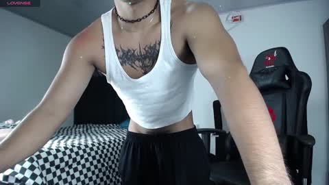  Lei  online show from December 4, 10:08 pm