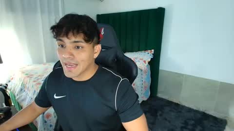  Lei  online show from March 12, 11:23 pm