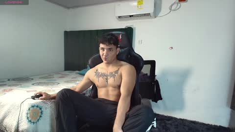  Lei  online show from January 17, 8:59 pm