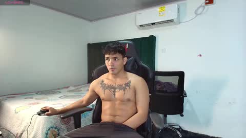  Lei  online show from February 11, 3:29 am