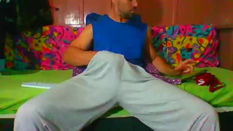 Snapshot of lemao77 chatting on October 21, 11:07 pm SEX  MASTER online show from October 21, 11:07 pm
