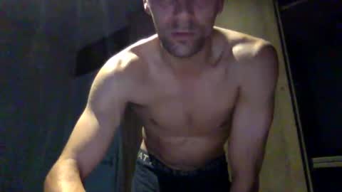 Snapshot of lendariokiss chatting on October 26, 3:25 pm Armando online show from October 26, 3:25 pm
