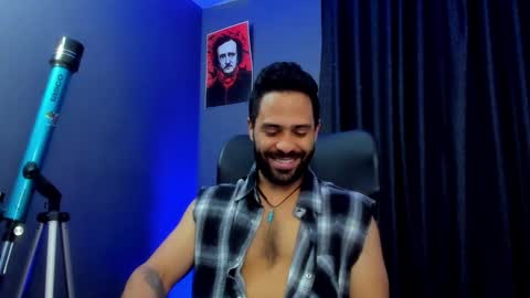 Leo  Diaz online show from February 7, 1:15 am