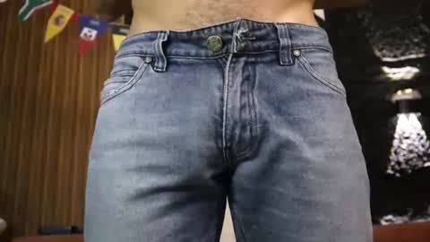 Leo  Diaz online show from July 11, 2:24 am
