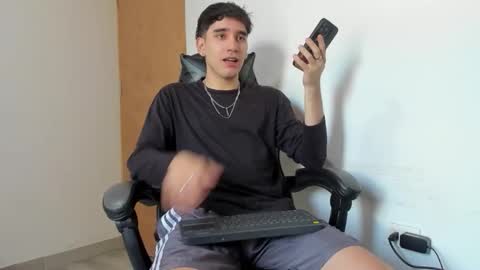 Leo Jones online show from November 7, 2:53 pm