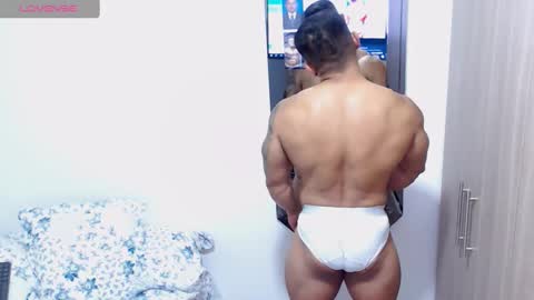 Leo online show from September 18, 11:51 pm