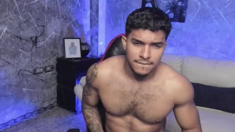 Leo independent model online show from October 13, 2:06 am