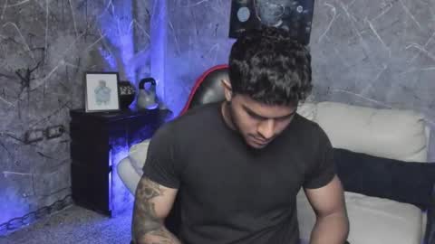 Leo independent model online show from October 11, 3:10 am