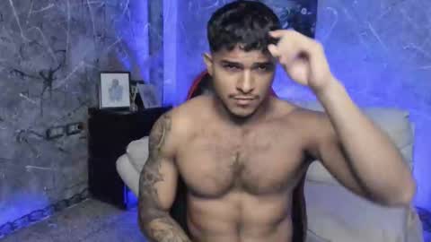 Leo independent model online show from November 7, 2:15 am