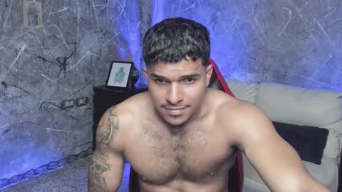 Leo independent model online show from October 1, 3:32 am