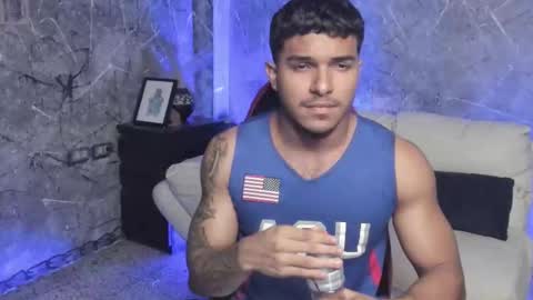 Leo independent model online show from October 5, 10:58 pm