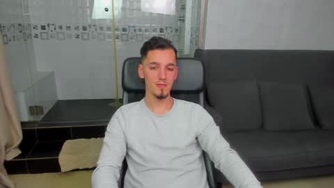 LeoIsaiah online show from January 11, 6:14 am