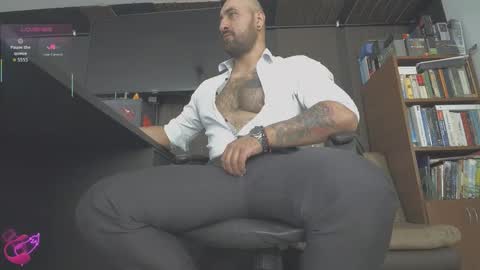 Leon online show from February 12, 4:24 pm