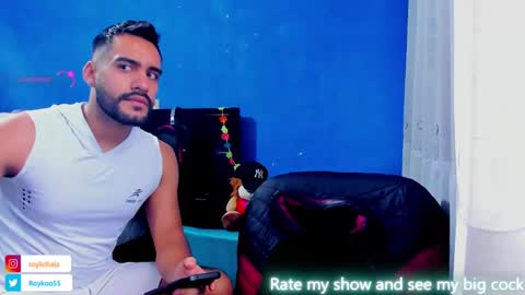 Snapshot of leon__hart chatting on February 3, 12:14 pm Leon Hart online show from February 3, 12:14 pm