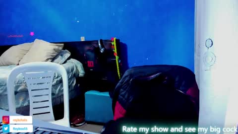 Snapshot of leon__hart chatting on January 4, 12:38 pm Leon Hart online show from January 4, 12:38 pm