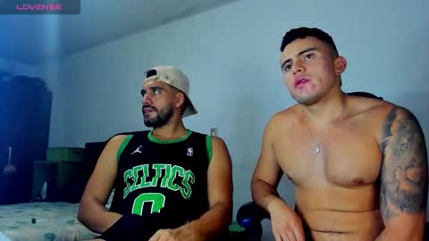 Leon Hart online show from November 16, 11:51 pm