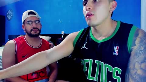 Snapshot of leon__hart chatting on December 22, 9:42 pm Leon Hart online show from December 22, 9:42 pm