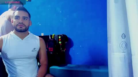 Snapshot of leon__hart chatting on January 19, 12:28 am Leon Hart online show from January 19, 12:28 am