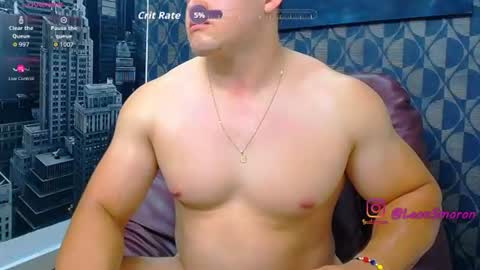 Leon Smoron online show from July 17, 1:35 am