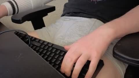 Leroy online show from January 9, 7:35 am