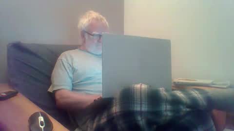 letscc online show from April 28, 3:39 pm