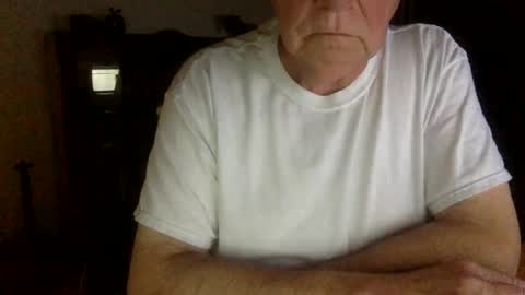 Snapshot of letscum2gether0 chatting on December 4, 2:09 am letscum2gether0 online show from December 4, 2:09 am