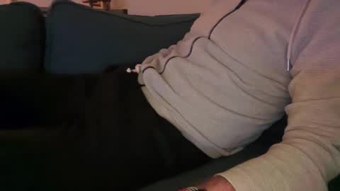 leukurrt online show from February 4, 7:09 pm