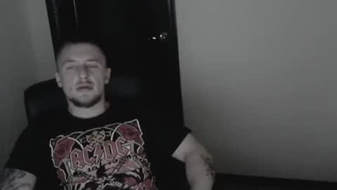 lev1ngston online show from December 24, 9:44 pm