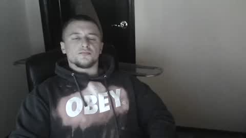 lev1ngston online show from February 6, 8:02 pm