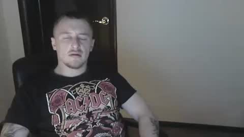 lev1ngston online show from January 13, 4:50 am