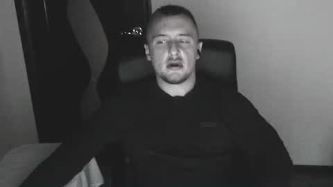 lev1ngston online show from October 4, 8:46 pm