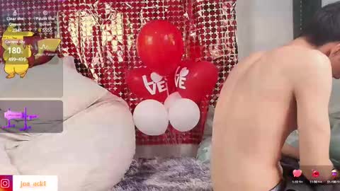 Snapshot of levi_ackermann1 chatting on February 13, 4:28 pm Levi  online show from February 13, 4:28 pm