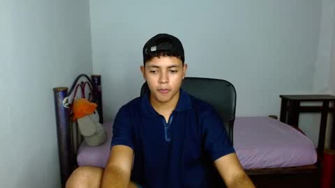 Snapshot of levii_7 chatting on September 11, 11:15 pm      0600AM-1200PM - online show from September 11, 11:15 pm