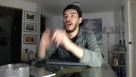 LEXX  BUSTER online show from October 29, 5:21 am