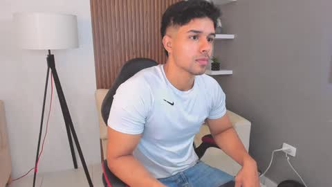 Liam Collins online show from February 2, 11:40 am