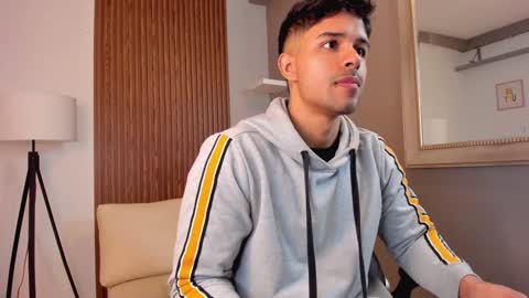 Liam Collins online show from January 21, 11:40 am