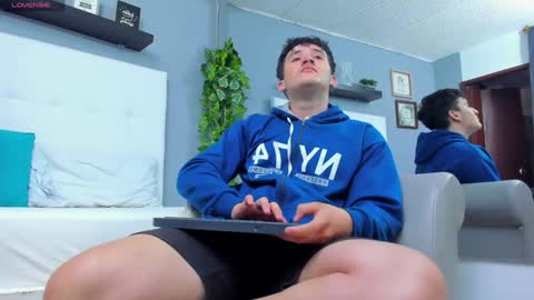 liam_conorr online show from January 21, 12:24 pm