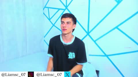 Liam scott77 online show from December 2, 11:54 pm