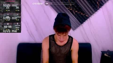 liam_york online show from April 9, 6:19 am