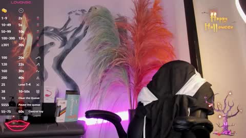 LiamDeep online show from October 30, 12:13 am