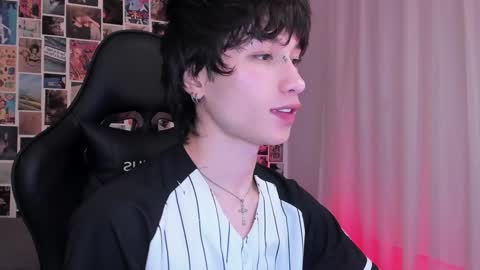 Liam online show from January 19, 5:05 am