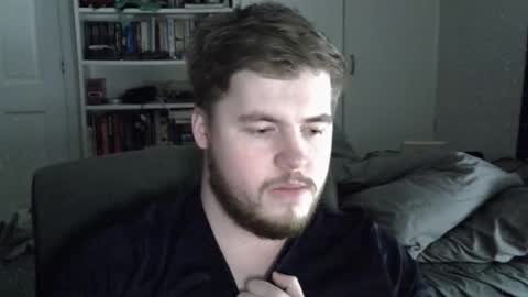 Liam Fox online show from October 29, 1:52 am